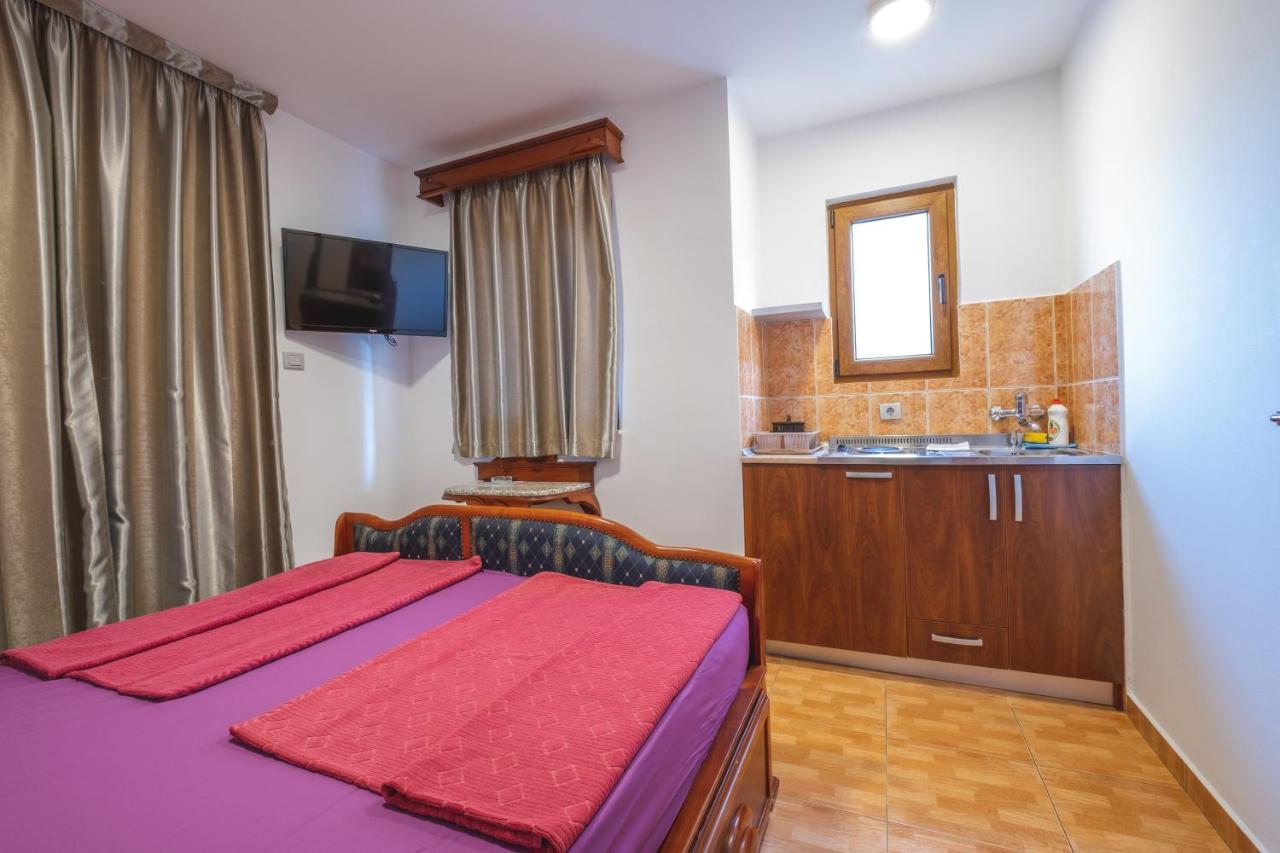 Bel Mare Apartments Будва Екстериор снимка